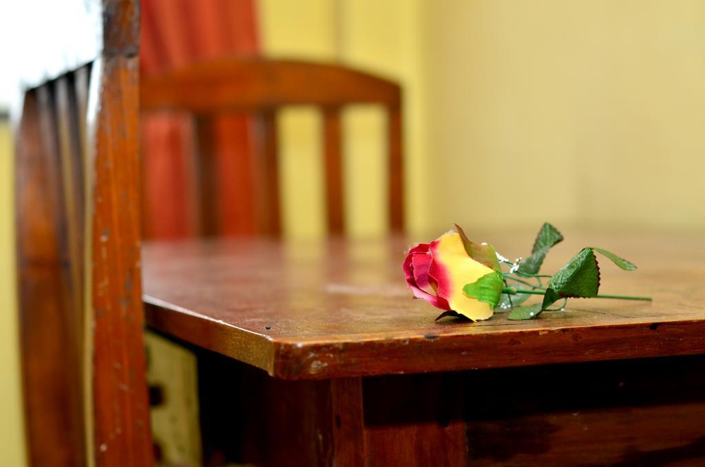 The Garden Rest Otel Kandy Oda fotoğraf
