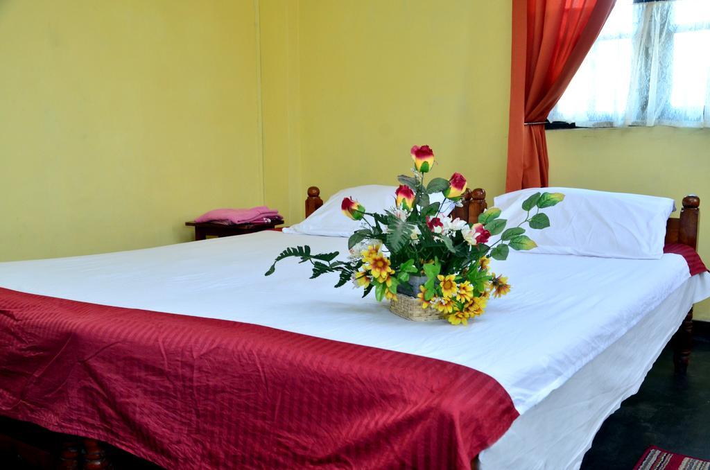 The Garden Rest Otel Kandy Oda fotoğraf